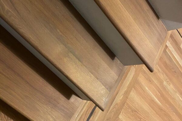 Hardwood floor installation and refinishing LUKS Construction Seattle, Bellevue, Redmond, Mercer Island, Sammamish, Issaquah