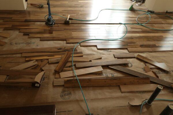 Hardwood floors installation LUKS Construction Seattle, Bellevue, Redmond, Kirkland, Issaquah, Sammamish, Redmond & Mercer Island