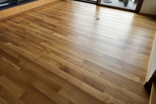 white oak hardwood refinishing in Mercer Island lakefront home by LUKS Construction